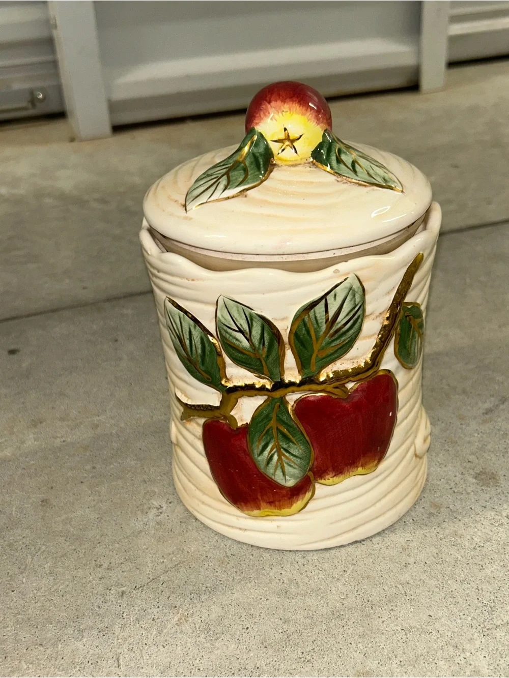 Vintage Franciscan Majolica Apple Ceramic Cookie Jar Cannister 3D